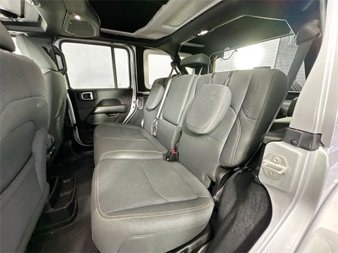 Used 2024 Jeep Wrangler Unlimited Sahara w/ Technology Group image 26
