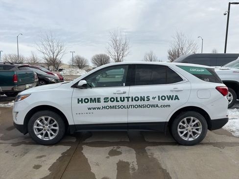 Used 2020 Chevrolet Equinox LT image 8