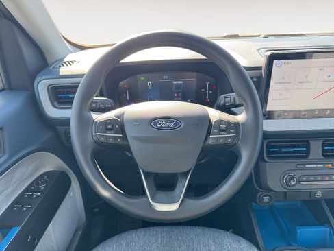 New 2025 Ford Maverick XLT image 15