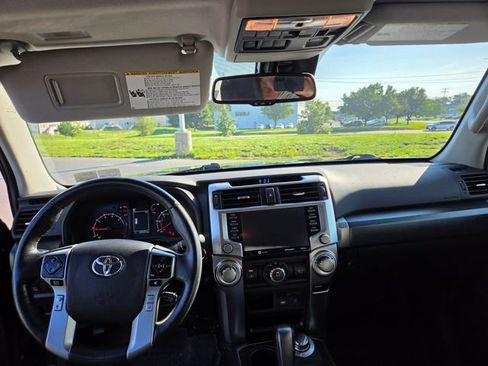 Used 2024 Toyota 4Runner SR5 Premium w/ Moonroof Package AWD/4WD image 6
