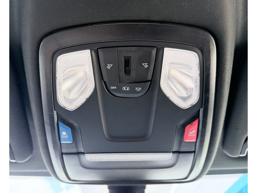 Used 2024 RAM 3500 Big Horn AWD/4WD image 17