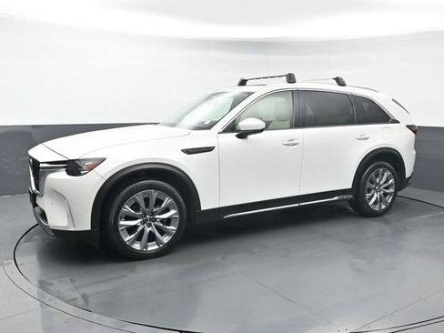 Certified 2024 MAZDA CX-90 3.3 Turbo w/ Premium Plus Pkg image 2