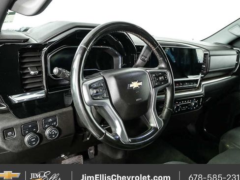 Certified 2024 Chevrolet Silverado 2500 LT AWD/4WD image 4