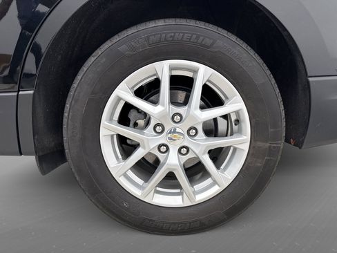 Used 2024 Chevrolet Equinox LS FWD image 25