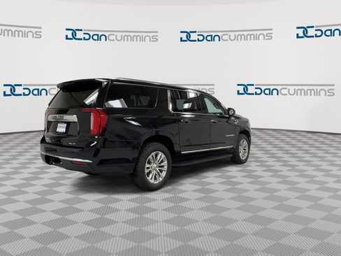 Used 2024 GMC Yukon XL SLT AWD/4WD image 8