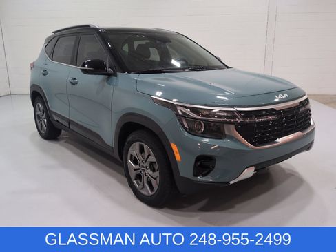 Certified 2024 Kia Seltos S FWD image 1