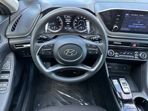 Used 2022 Hyundai Sonata SEL image 16