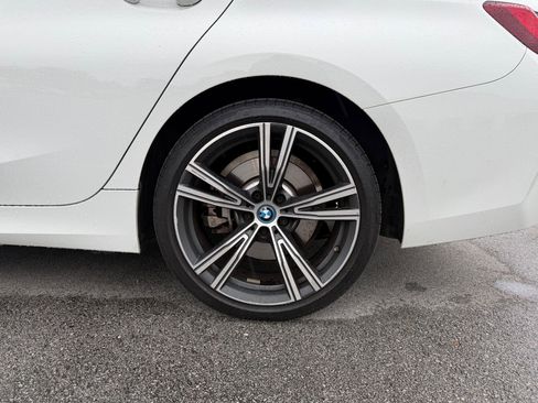 Used 2023 BMW 330e w/ Driving Assistance Package RWD image 10