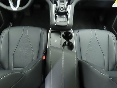 Used 2025 Acura RDX w/ Technology Package image 19