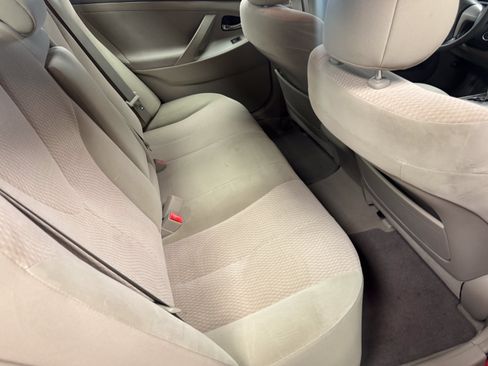 Used 2011 Toyota Camry LE w/ LE Extra-Value Pkg FWD image 14