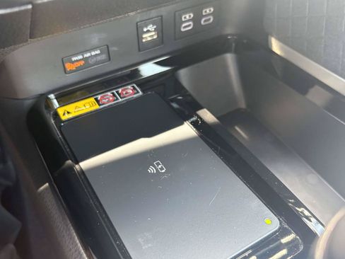 Used 2025 Toyota Camry XLE w/ Premium Plus Package FWD image 37