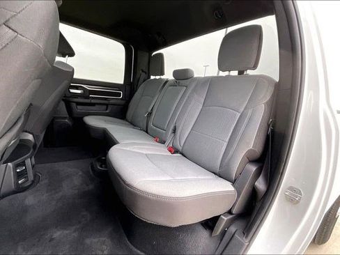 Used 2024 RAM 3500 Big Horn image 32