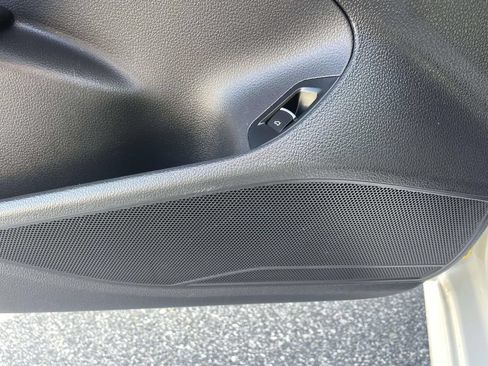 Used 2013 Volkswagen Passat TDI SE FWD image 20