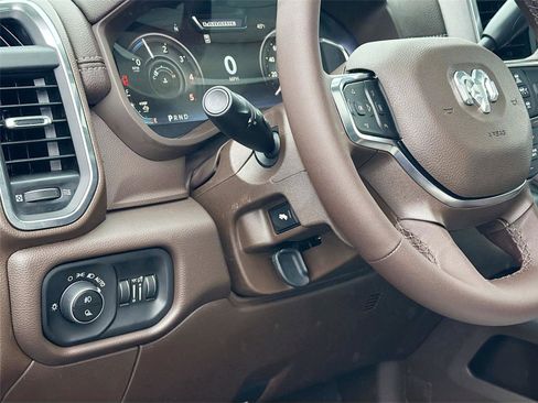 New 2026 RAM 3500 Laramie w/ Towing Technology Group AWD/4WD image 10