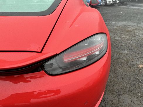 Used 2019 Porsche 718 Cayman Base image 29