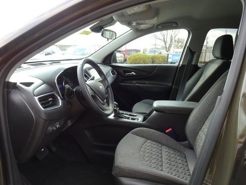 Certified 2023 Chevrolet Equinox LT image 9