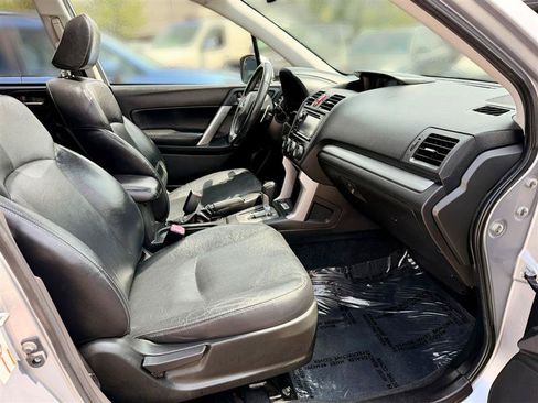 Used 2014 Subaru Forester 2.0XT Touring AWD/4WD image 13