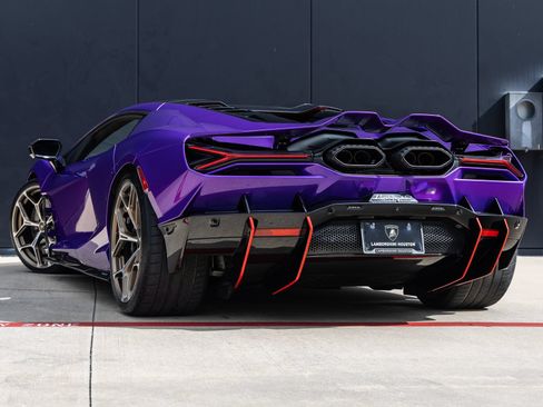 Used 2026 Lamborghini Revuelto AWD/4WD image 7