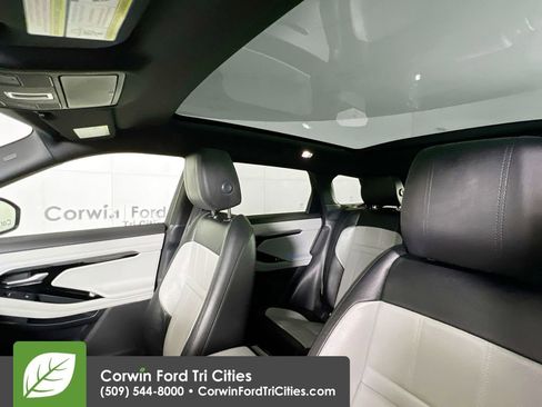 Used 2020 Land Rover Range Rover Evoque First Edition image 26