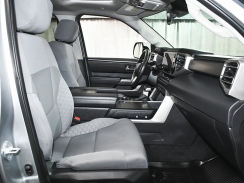 Used 2024 Toyota Sequoia Platinum image 63