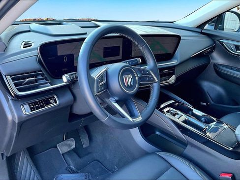 Used 2025 Buick Envision Preferred image 14