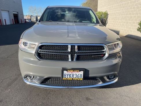 Used 2019 Dodge Durango SXT w/ 3rd Row Seating Group image 2