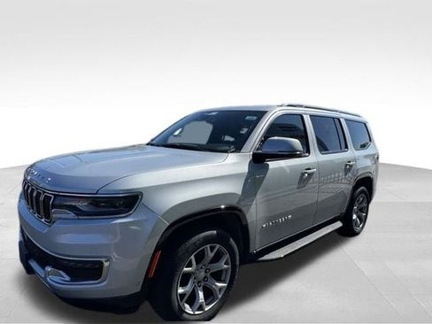 Used 2022 Jeep Wagoneer Series II image 3