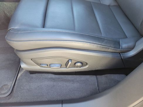 New 2025 Porsche Macan Electric RWD image 26