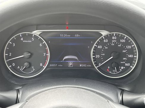 Used 2024 Nissan Sentra SV FWD image 21