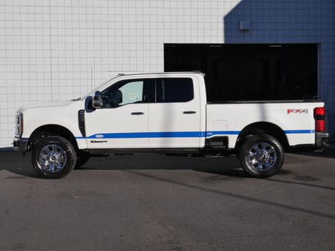 Used 2024 Ford F250 Lariat w/ Lariat Ultimate Package image 17