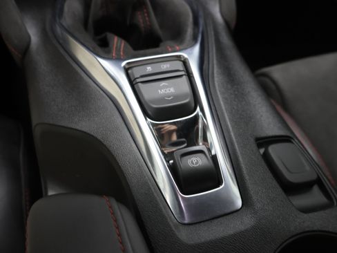 Used 2019 Chevrolet Camaro ZL1 RWD image 43