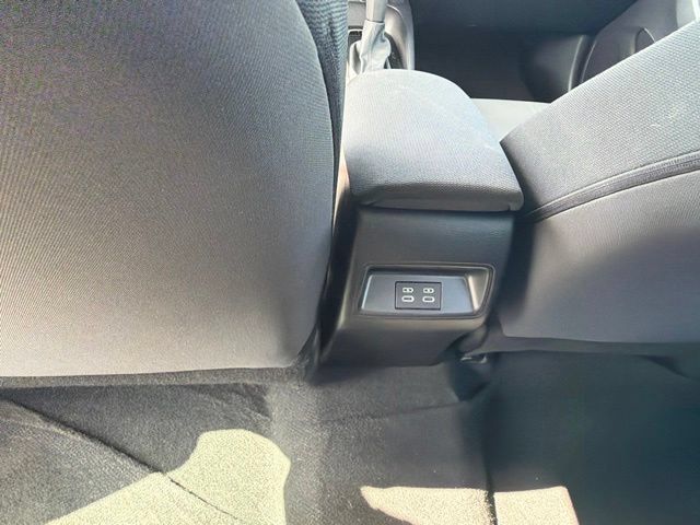 Used 2025 Toyota Corolla LE FWD image 16