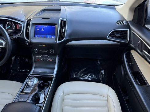 Used 2020 Ford Edge SEL w/ Cold Weather Package image 30