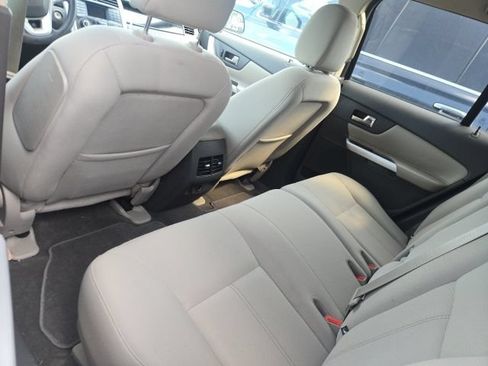 Used 2012 Ford Edge SE FWD image 6
