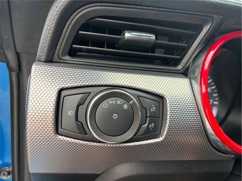 Used 2020 Ford Mustang GT image 30