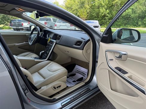 Used 2013 Volvo S60 T5 FWD image 13