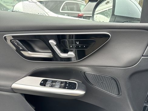 New 2026 Mercedes-Benz GLC 300 4MATIC image 12