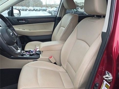 Used 2018 Subaru Outback 2.5i Limited image 9