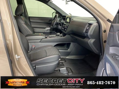 Used 2024 Nissan Pathfinder Rock Creek image 34