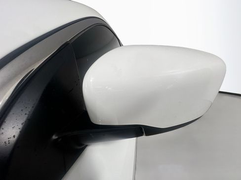 Used 2021 Nissan Rogue Sport S FWD image 13