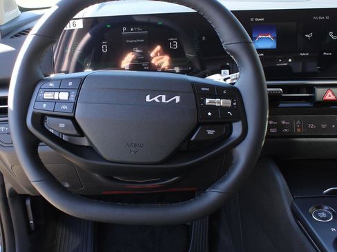 New 2026 Kia Sportage S image 11