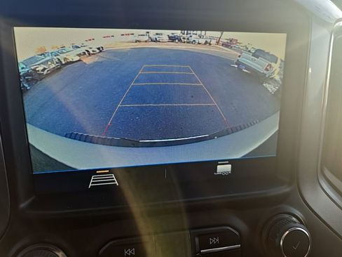 Used 2022 Chevrolet Silverado 3500 LT w/ Convenience Package image 23