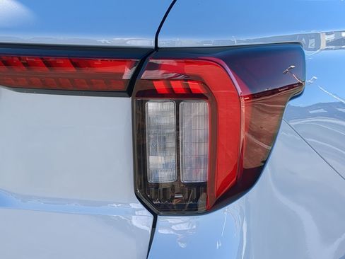 New 2026 Ford Explorer ST-Line w/ ST-Line Street Pack image 40