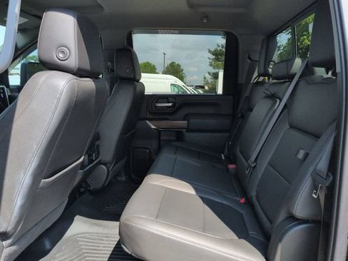 Used 2023 GMC Sierra 2500 SLT w/ SLT Premium Package AWD/4WD image 17
