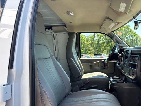 New 2026 GMC Savana 2500 w/ Driver Convenience Package RWD image 38