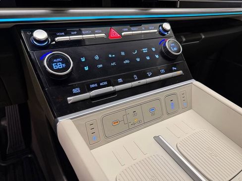 Used 2024 Hyundai Santa Fe Calligraphy image 24