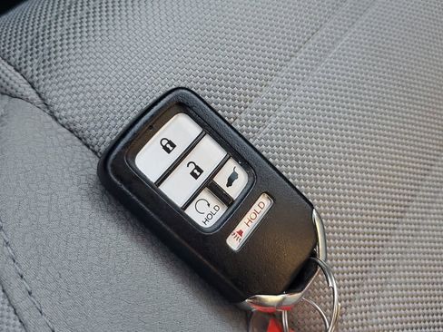 Used 2019 Honda CR-V EX image 28