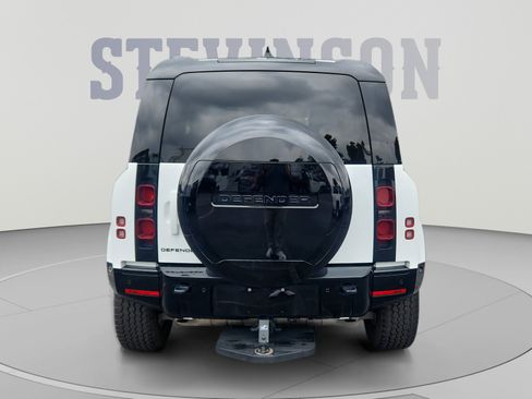 Used 2024 Land Rover Defender 90 X-Dynamic SE AWD/4WD image 4