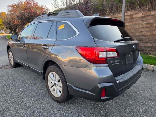 Used 2019 Subaru Outback 2.5i Premium AWD/4WD image 6