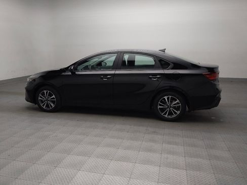 Used 2024 Kia Forte LXS image 3